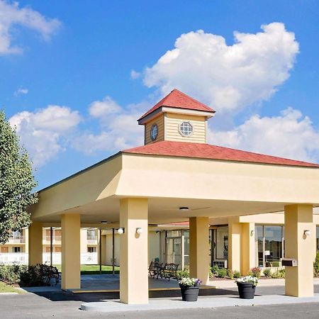 Days Inn By Wyndham Easton Extérieur photo