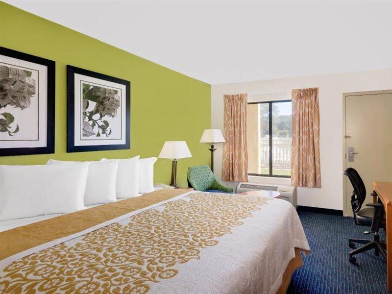 Days Inn By Wyndham Easton Extérieur photo