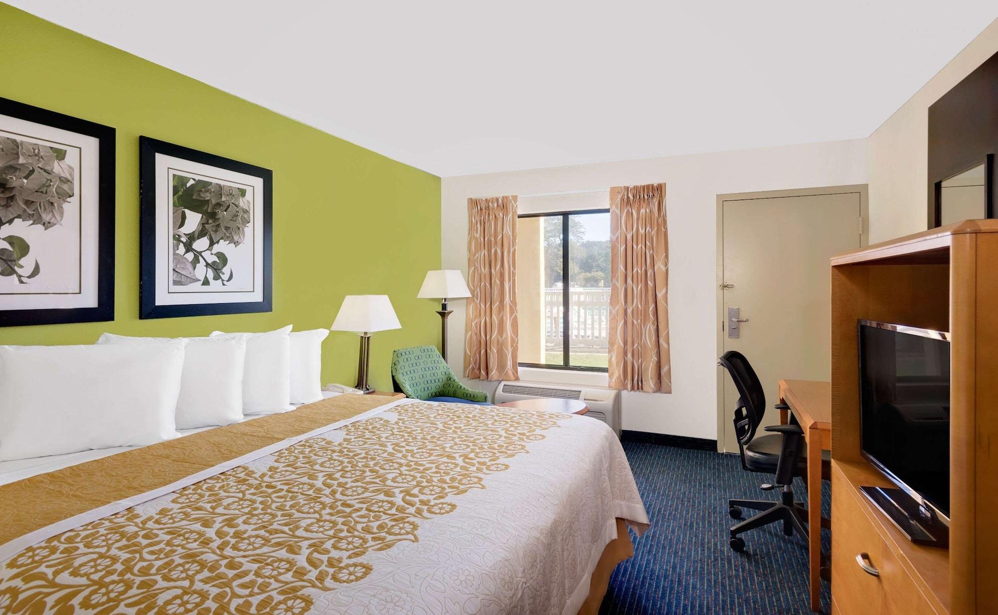 Days Inn By Wyndham Easton Extérieur photo